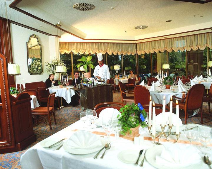 Maritim Hotel Bad Homburg Bad Homburg vor der Höhe Restoran fotoğraf